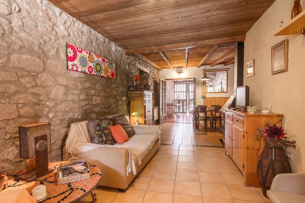Can Sola La Vall De Bianya Sant Pere Despuig Kültér fotó